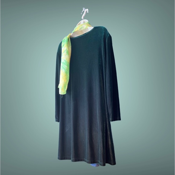 Jacqueline Ferrar swing dress in velour. 10P - Picture 2 of 7